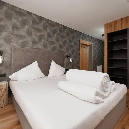 Apartamento A Casa Amethyst *